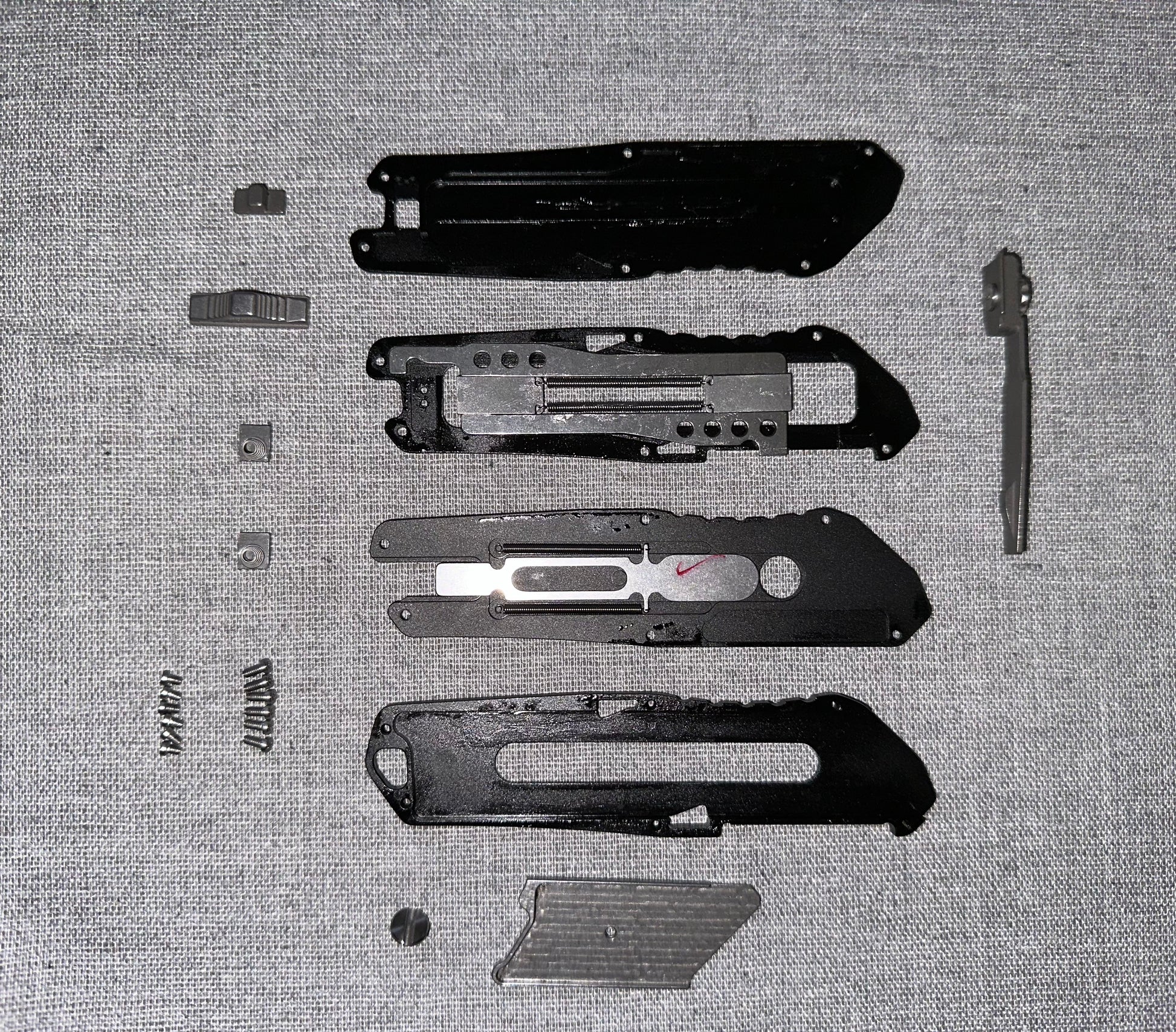 Z04 OTF Utility Knife Parts Zyac knives